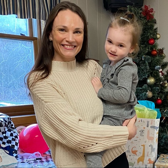 Meet your Posher, Kelly - Picture 4 of 9